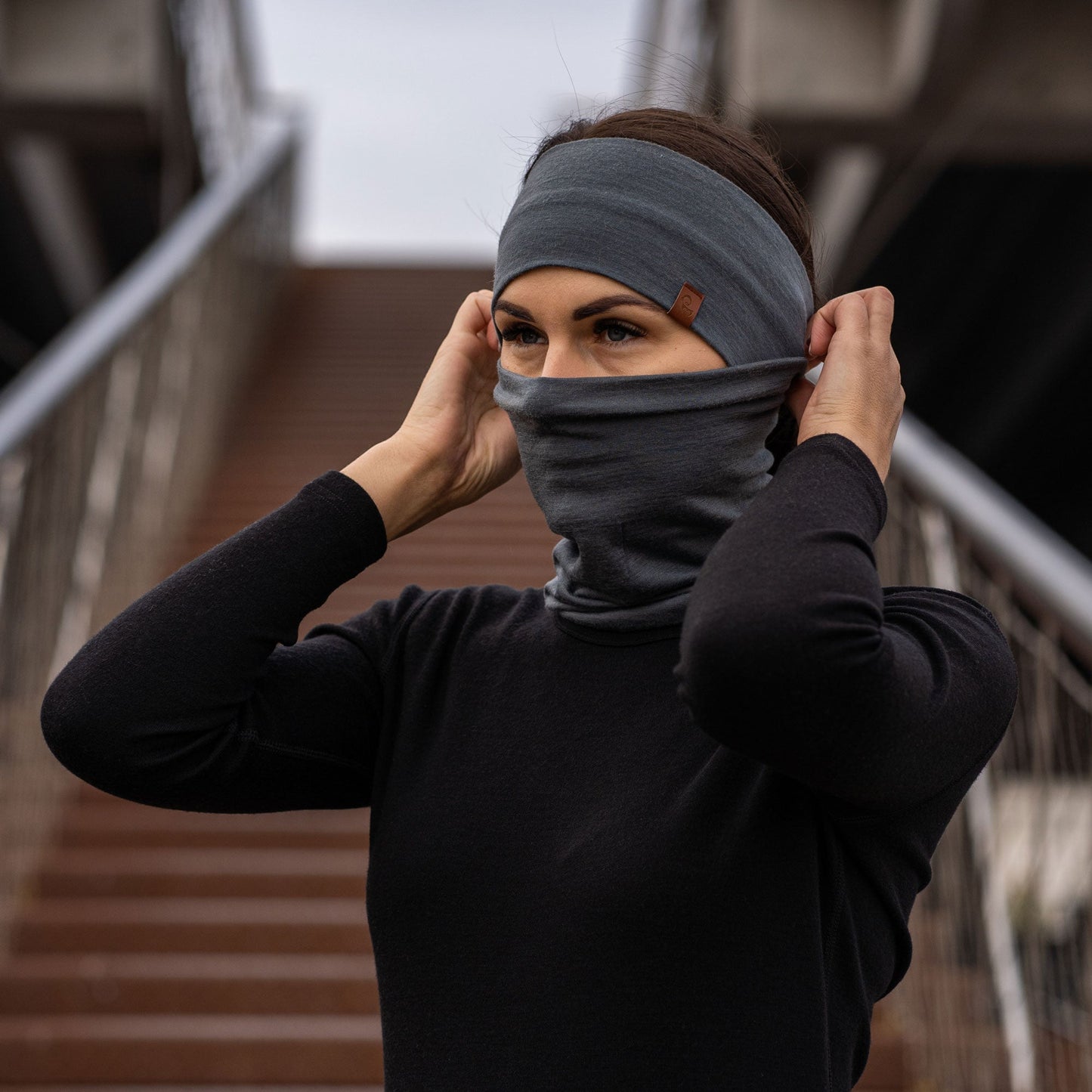 Women's Headband & Gaiter 2-Piece Perfect Grey