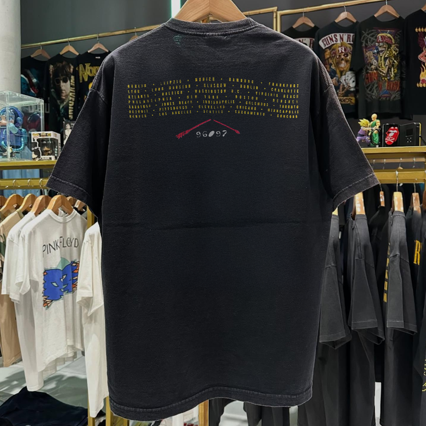 1997 Neil Young With Crazyhorse Tour Rare Washed Black T-Shirt