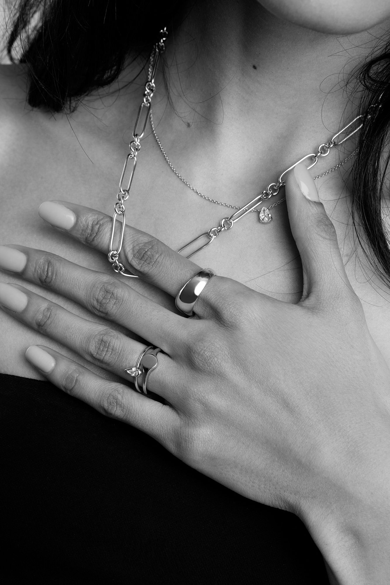 Mini Pear Diamond Ring | 9K White Gold