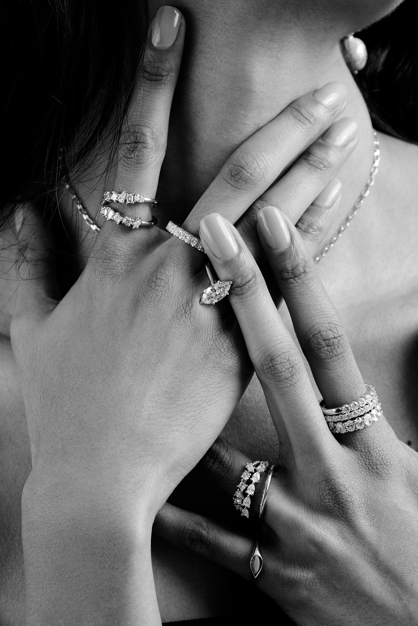 Mini Pear Signet Ring | White Gold