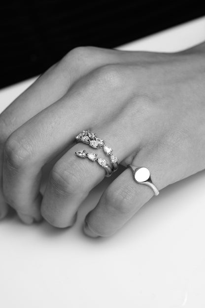 Pear Diamond Ring | 18K White Gold