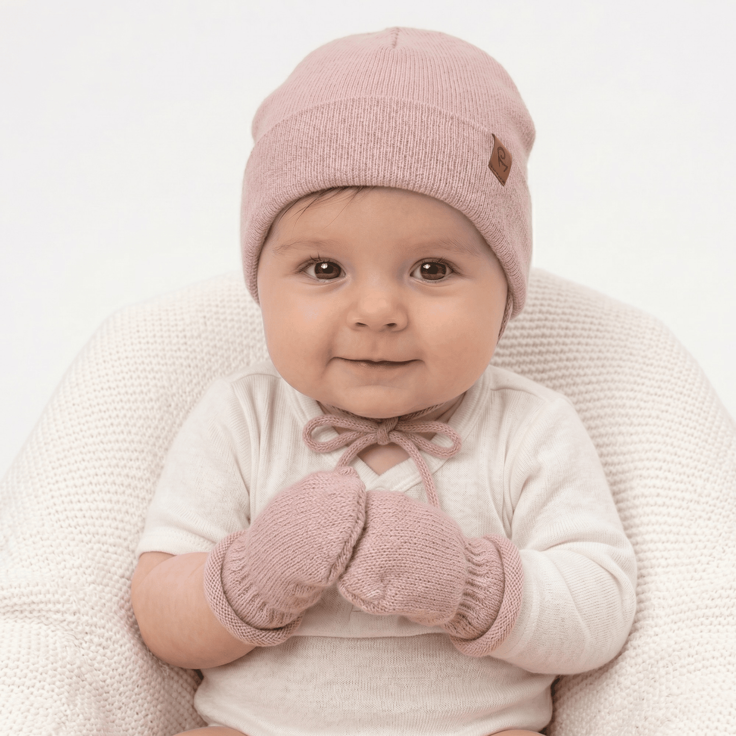Baby Knit Beanie with Strings Cashmere Blend