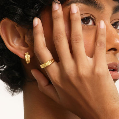 Dotted Henna Ring