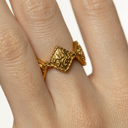 Dotted Thikr Ring