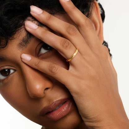 Essential Ring | Thin