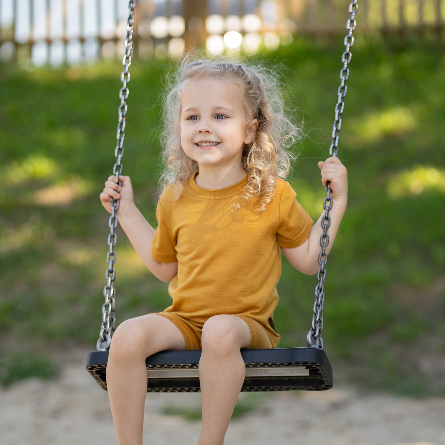 Kids' Lightweight 100% Merino T-Shirt Crewneck