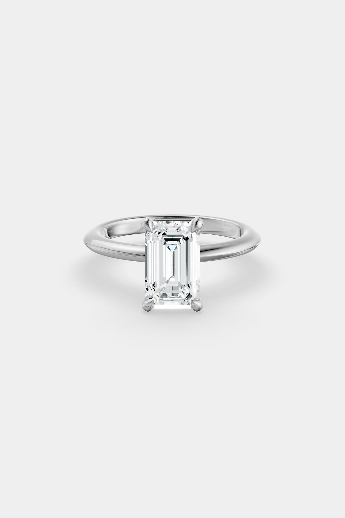 Diamond Solitaire Ring | Gwen Band