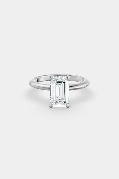 Diamond Solitaire Ring | Gwen Band