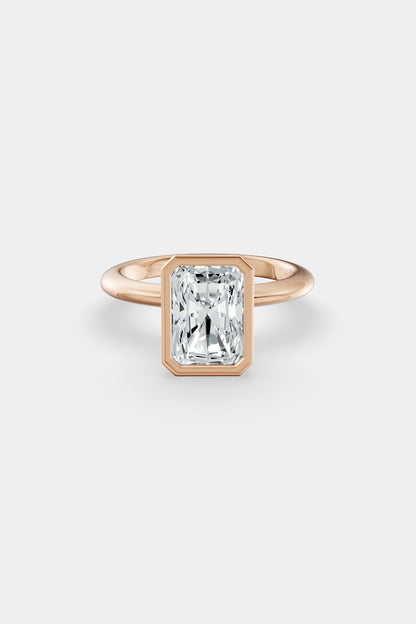 Diamond Bezel Solitaire Ring | Gwen Band