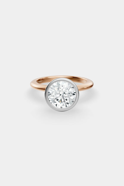 Diamond Bezel Solitaire Ring | Gwen Band