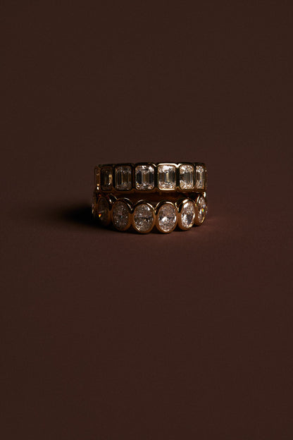 Oval Bezel Diamond Half Band | Gold