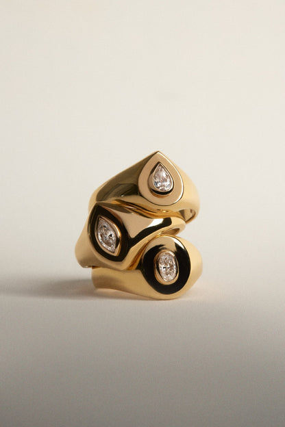 Pear Diamond Signet Ring | White Gold