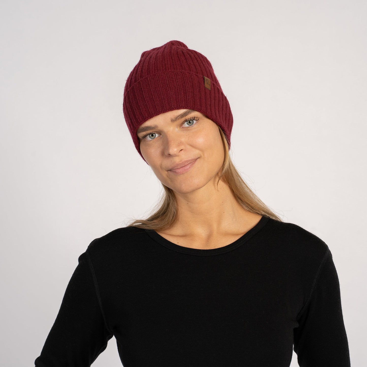 Women's Cashmere Knit Ribbed Beanie