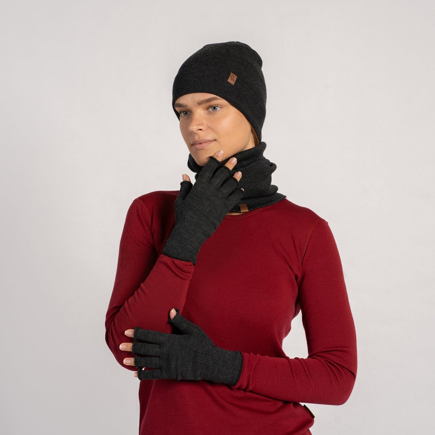 Women's Liner Gaiter, Beanie & Gloves 3-Piece