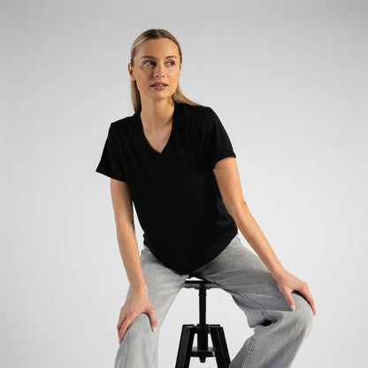 Women's Merino Regular Fit V-Neck Tee