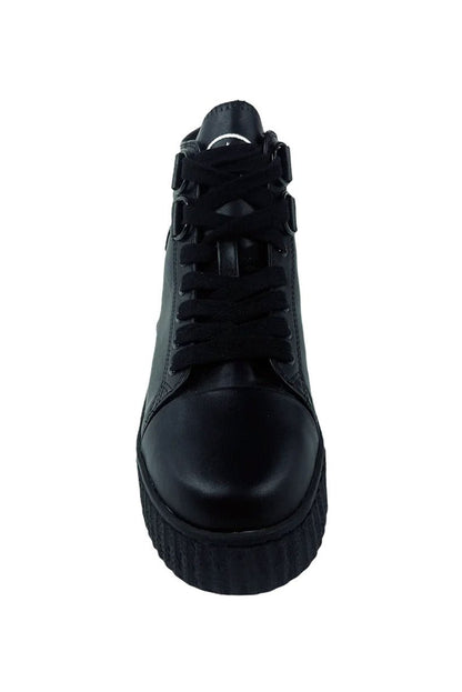 Chelsea Kreep Misfits Skull Sneakers
