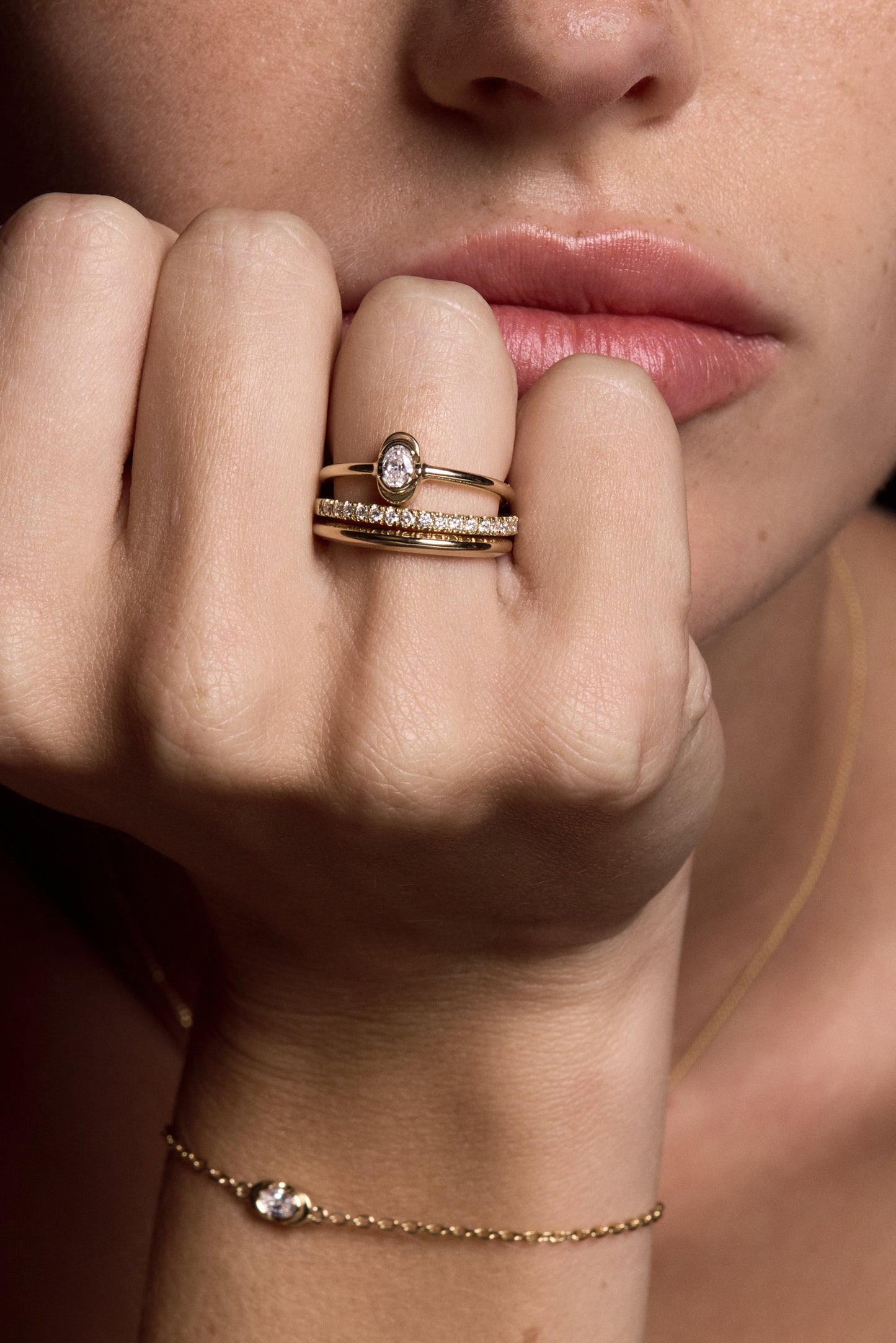 Mini Oval Diamond Ring | 9K White Gold
