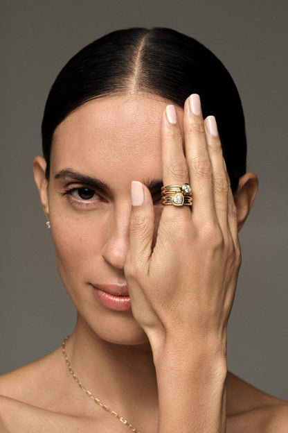 Roma Round Diamond Ring | 18K Yellow Gold