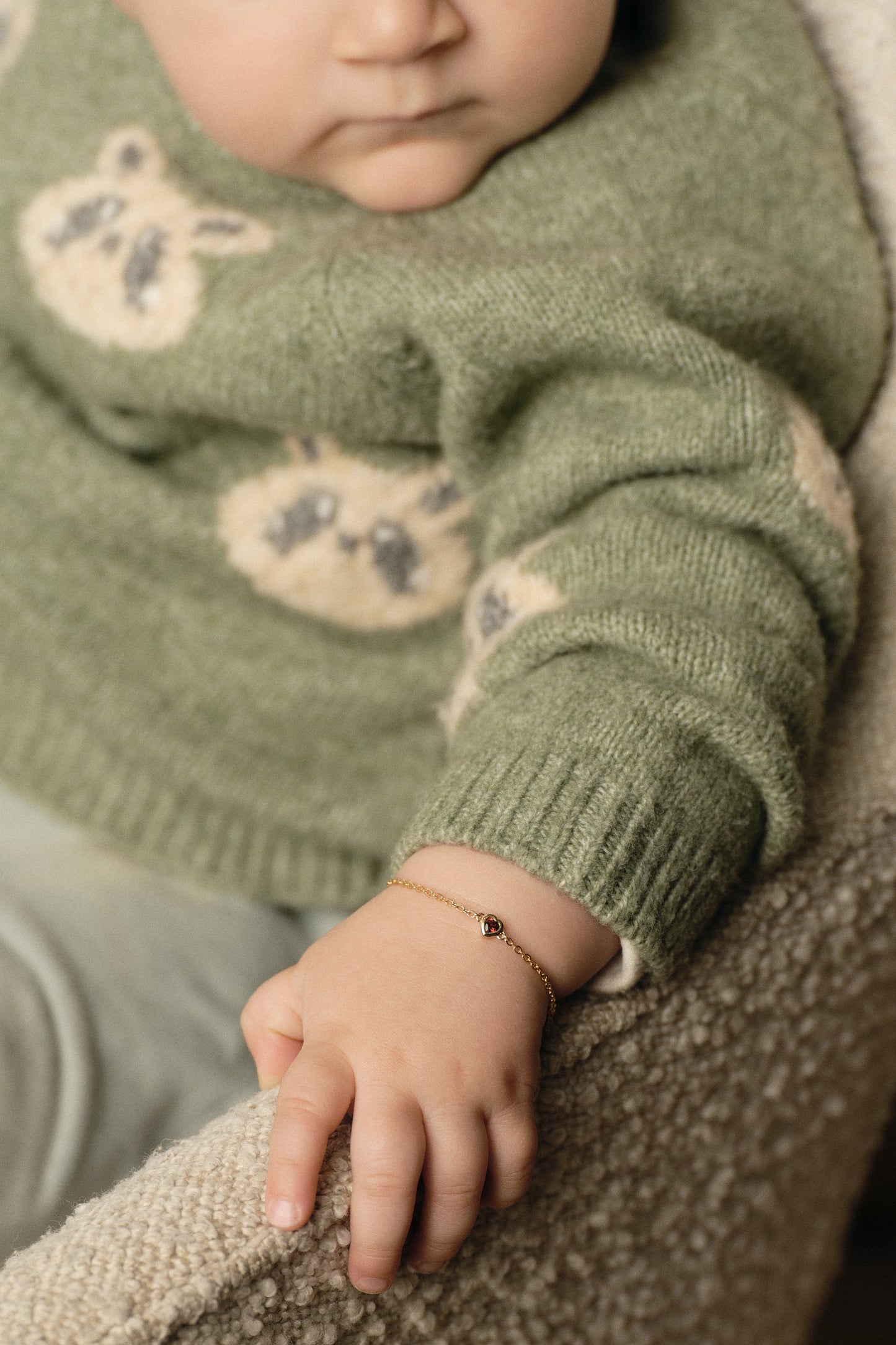 Baby Heart Bracelet | 9K Yellow Gold