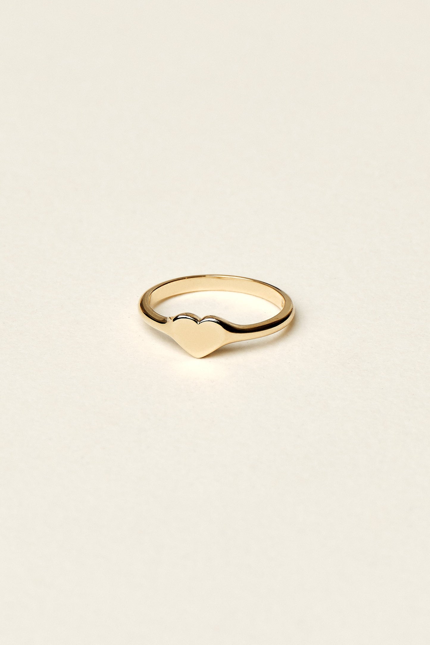 Mini Heart Signet Ring | Yellow Gold
