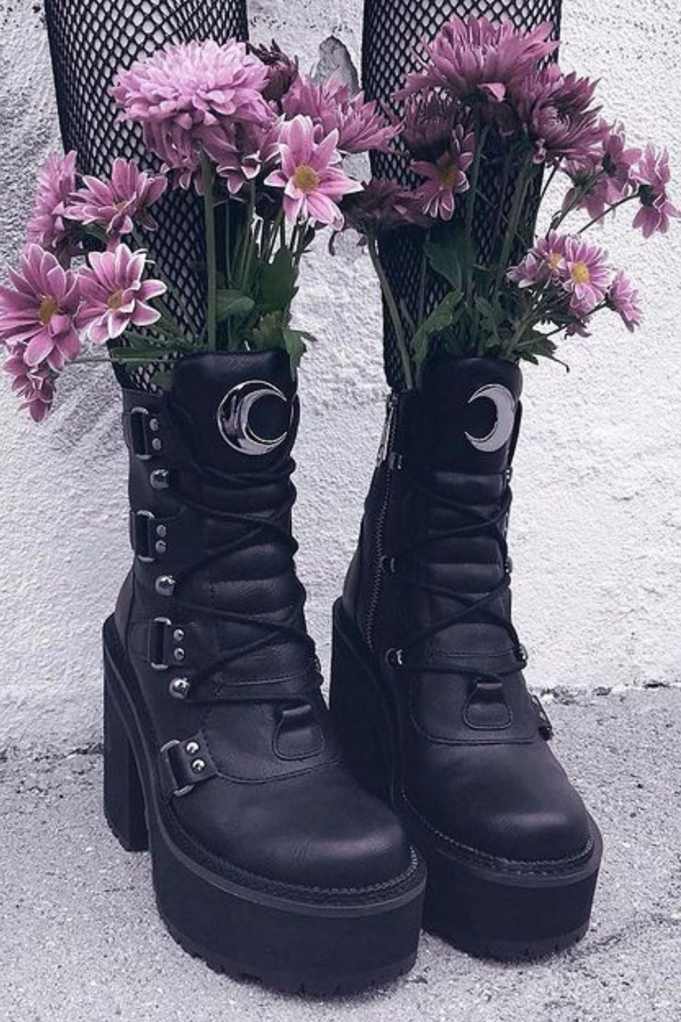 Broom Rider Boots [B]